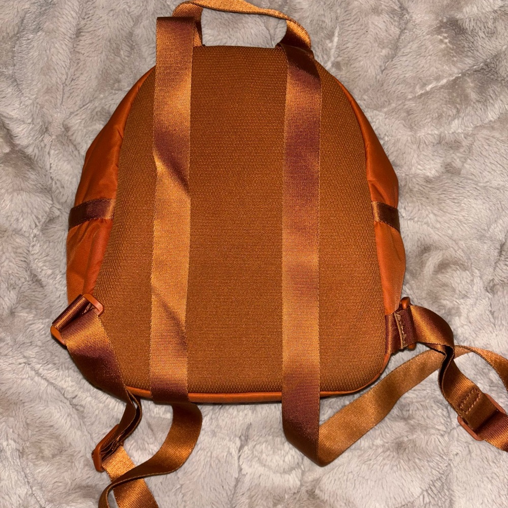 Nike Orange Mini Backpack - Picture 2 of 4
